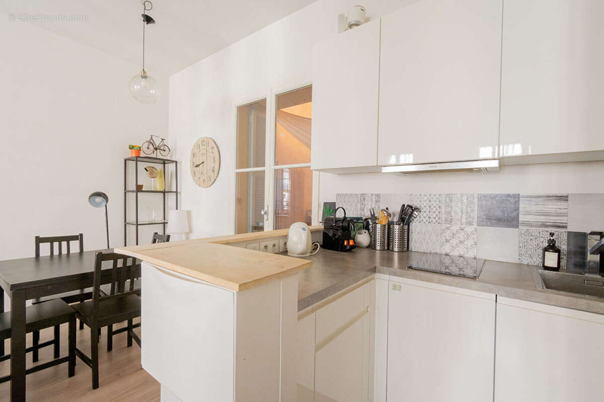 Appartement à MARSEILLE-2E