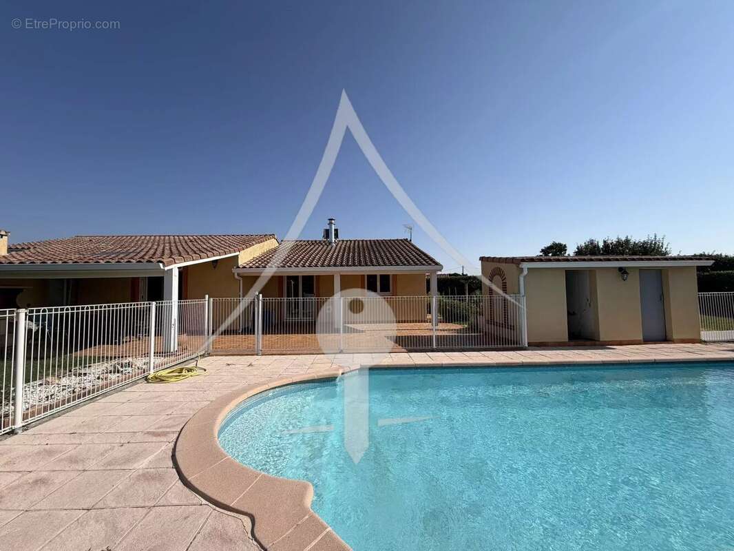 Charmante maison T5 avec piscine et jardin à Longages - photo 6