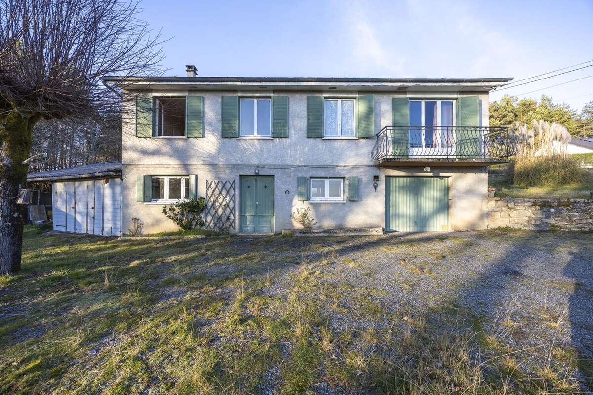 Maison à SAINT-GENIEZ-O-MERLE