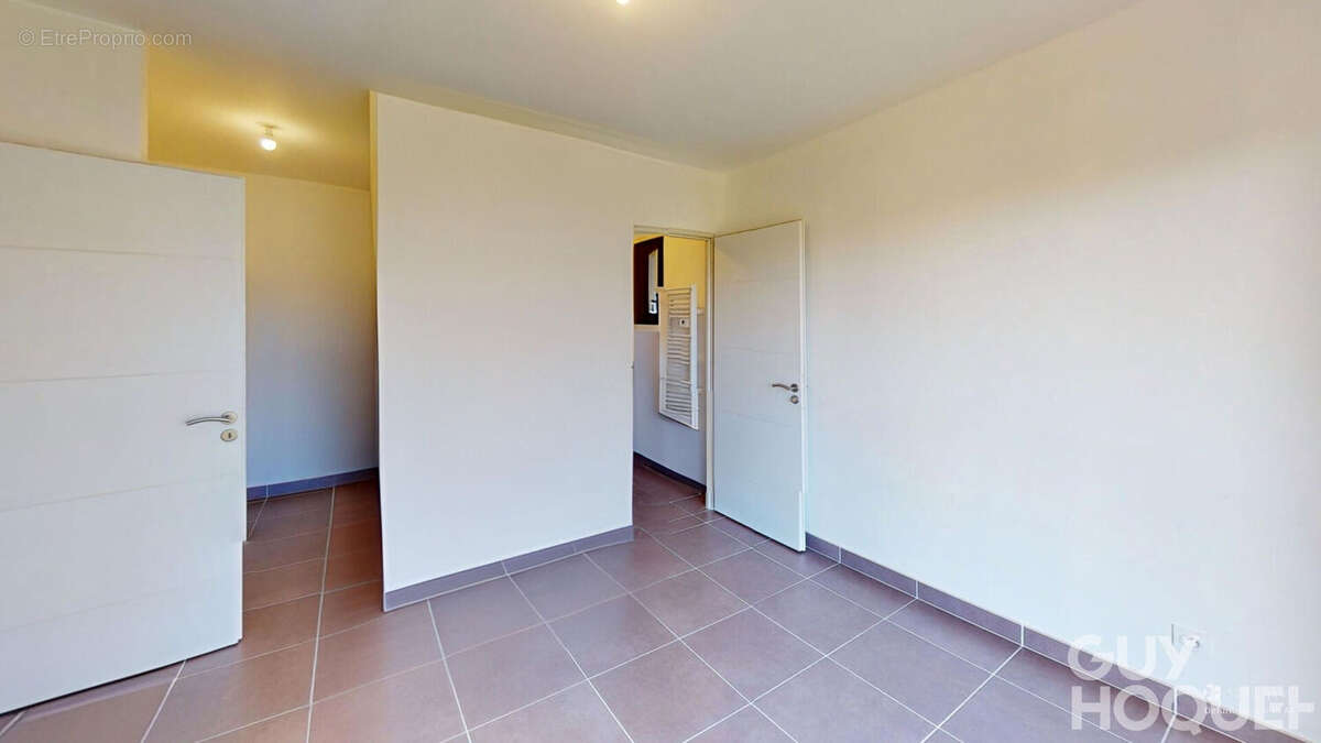 Maison à FONTAINE-LE-COMTE