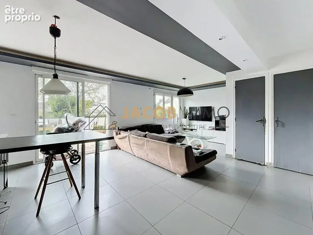 Maison de 107 m² au cœur de Milizac – 4 chambres - photo 6