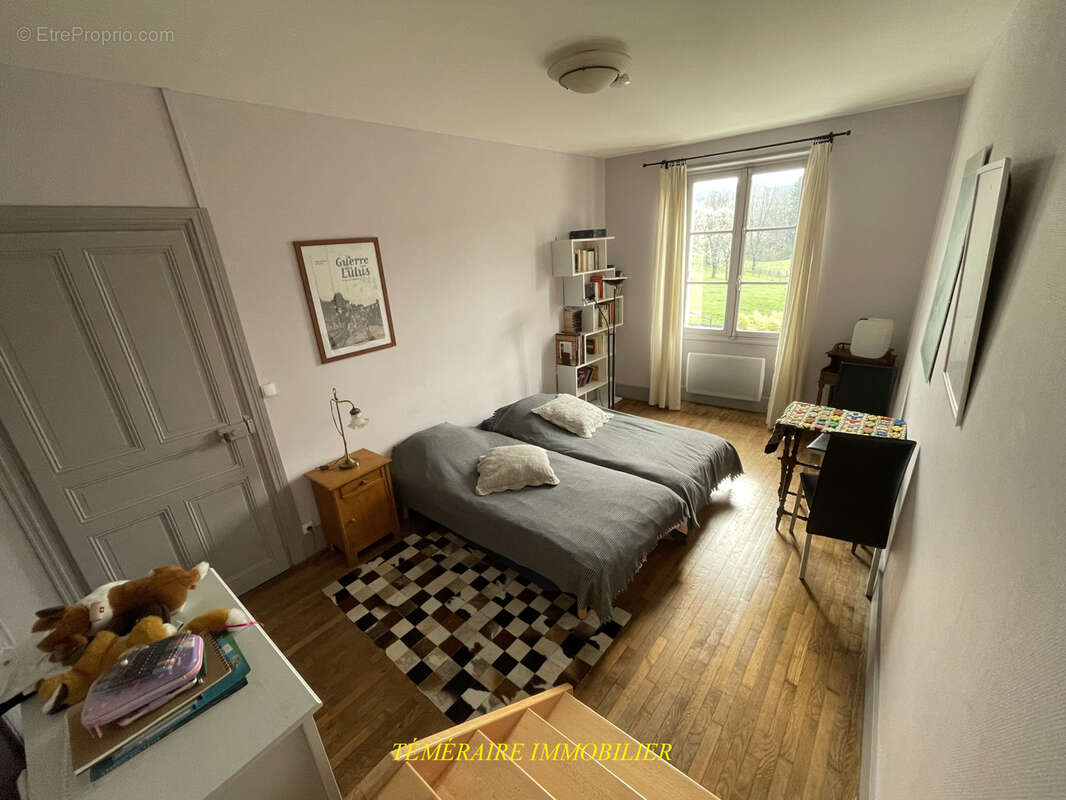 Appartement à SIROD