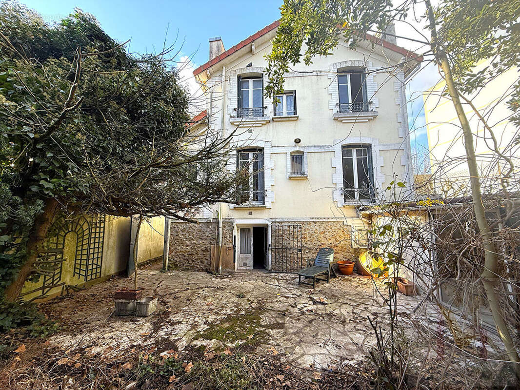 Maison à NEUILLY-PLAISANCE