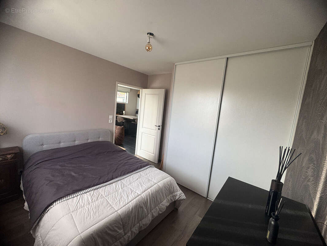 Appartement à CRAPONNE