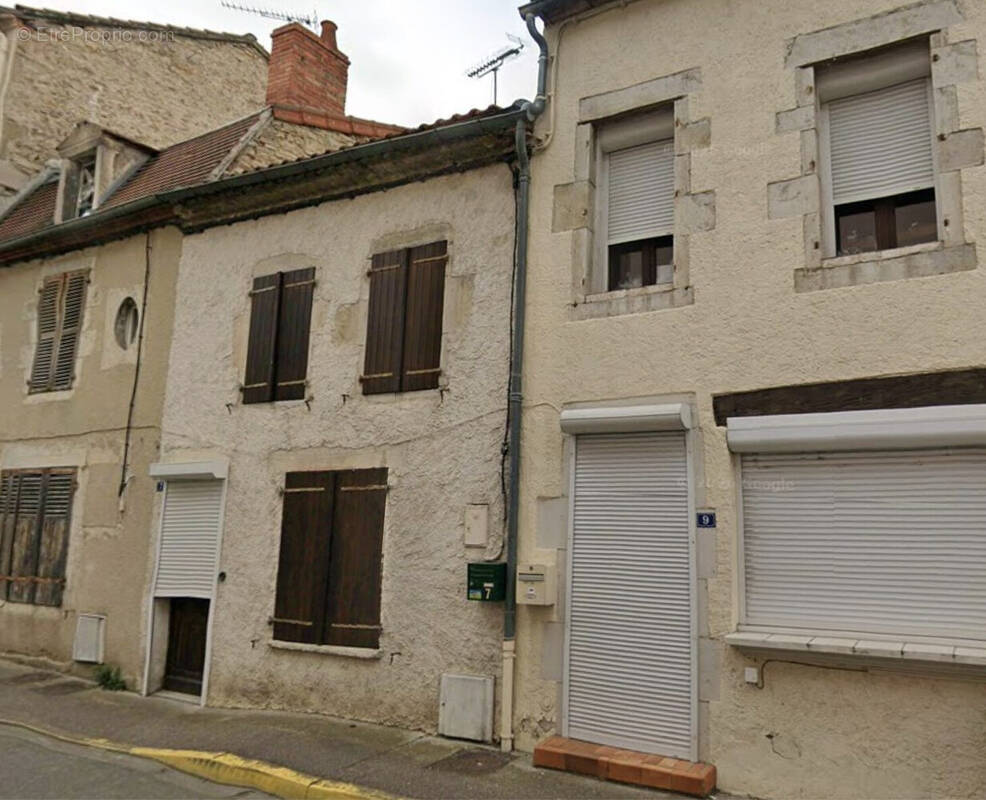 Maison à GANNAT