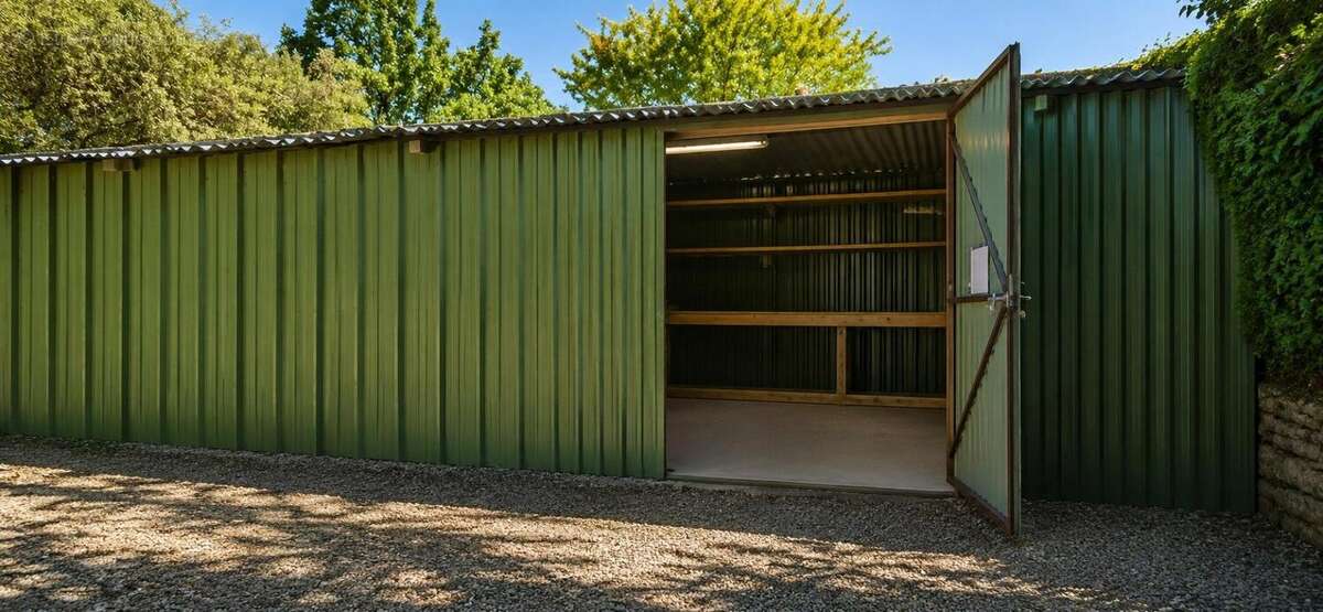 Maison 277 m² à Gordes  - photo 2
