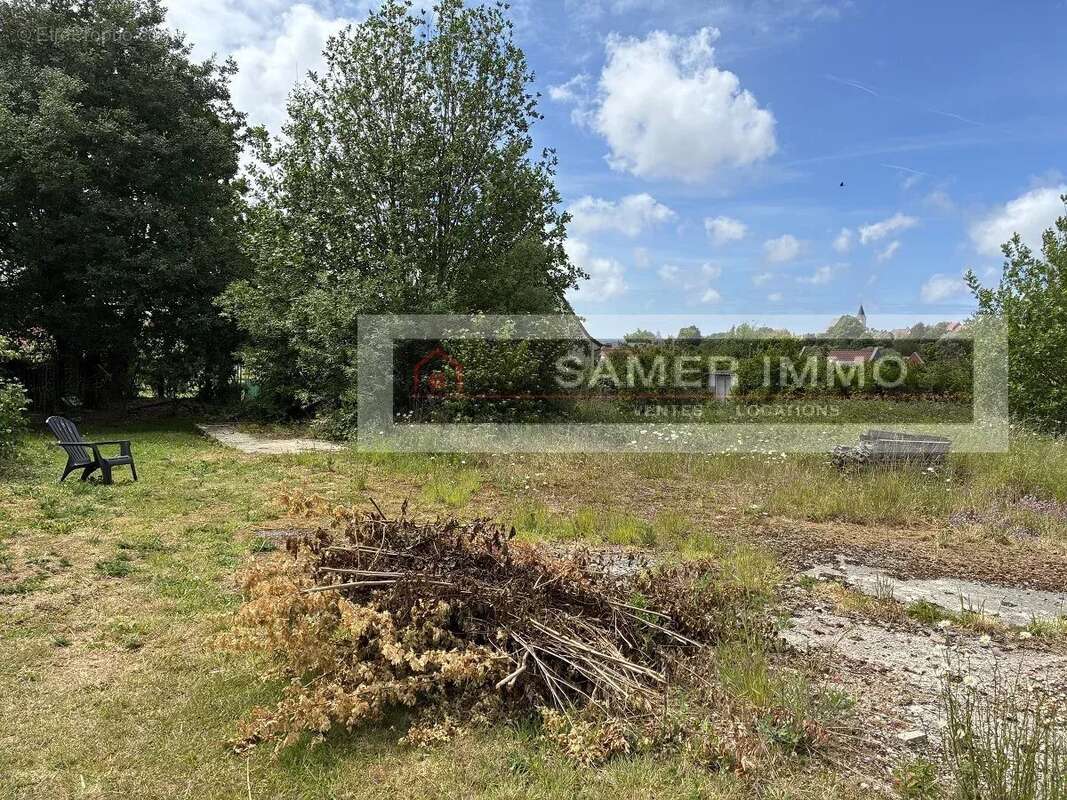 Terrain à SAMER