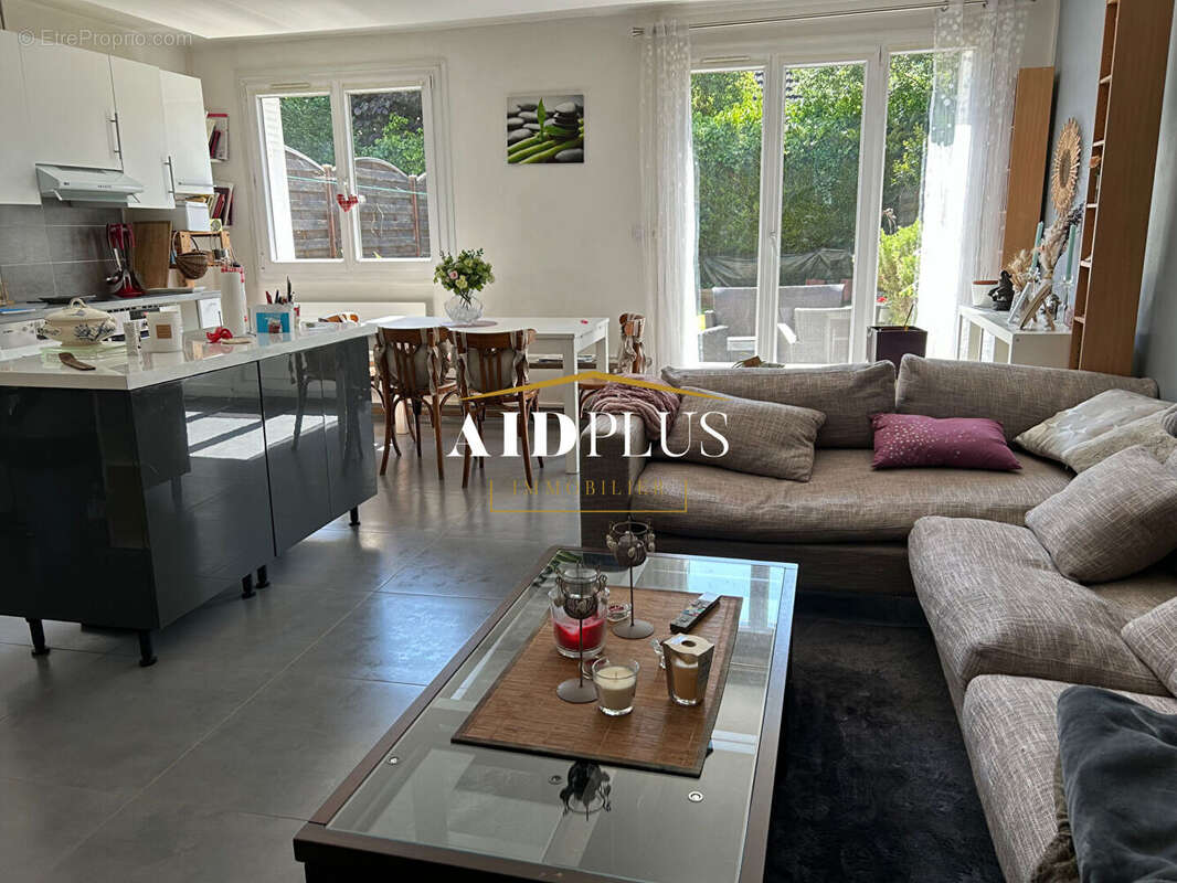 Maison à SAINT-LEU-LA-FORET