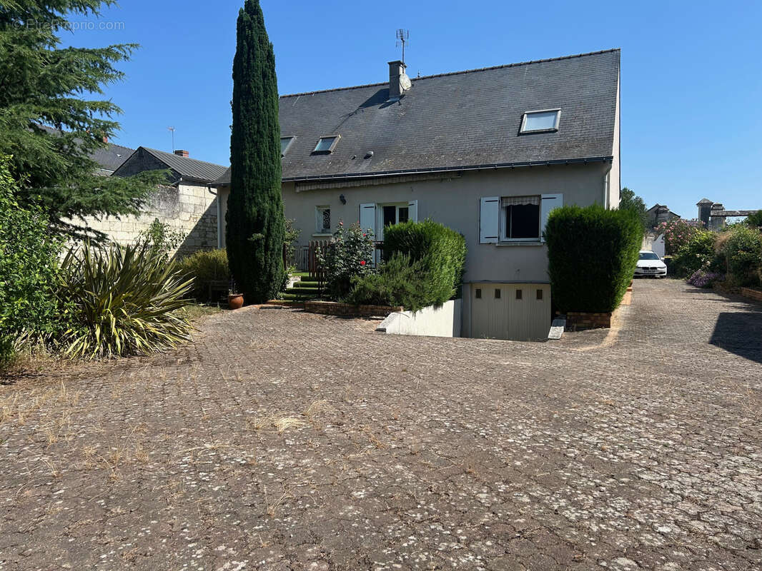 Maison à VARRAINS