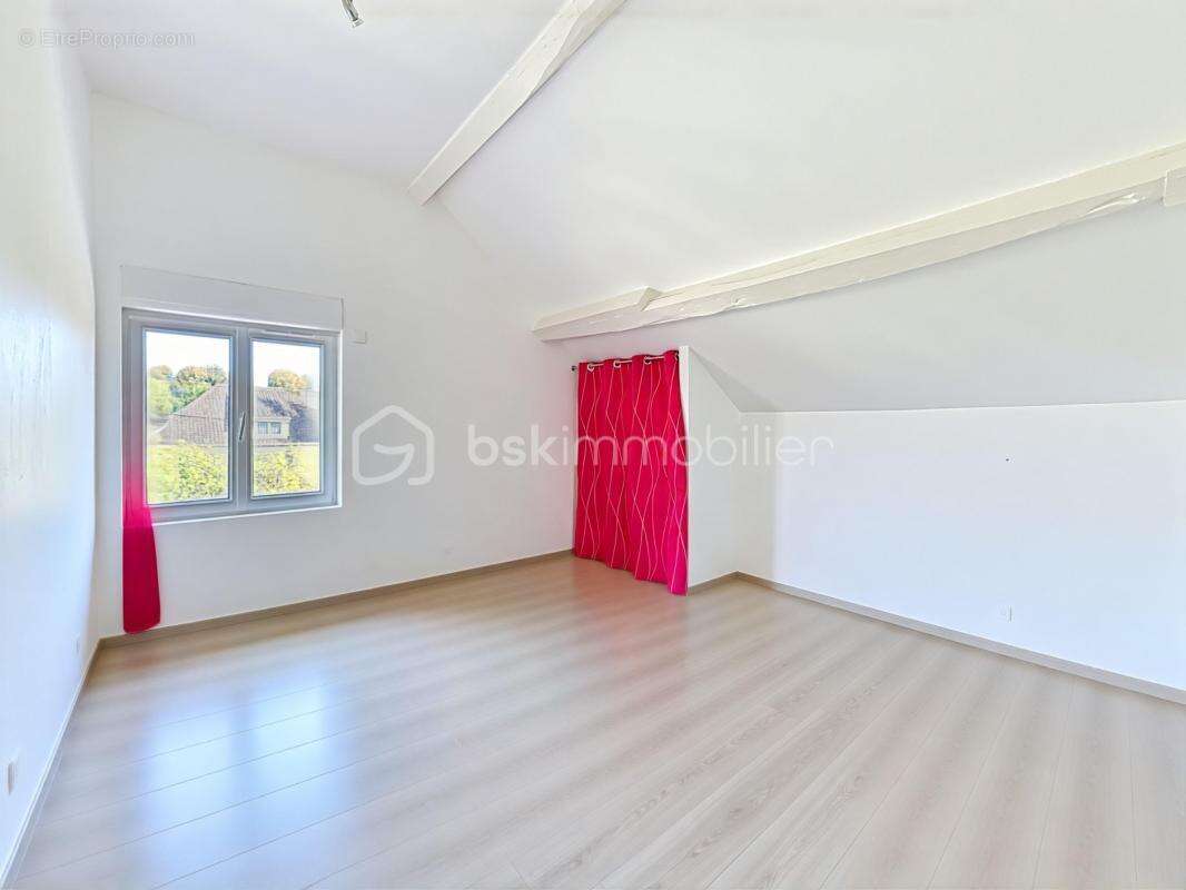 Maison à GARANCIERES