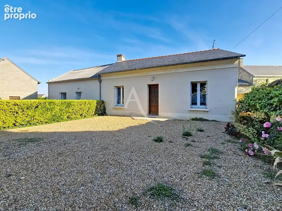 Maison à LOURESSE-ROCHEMENIER