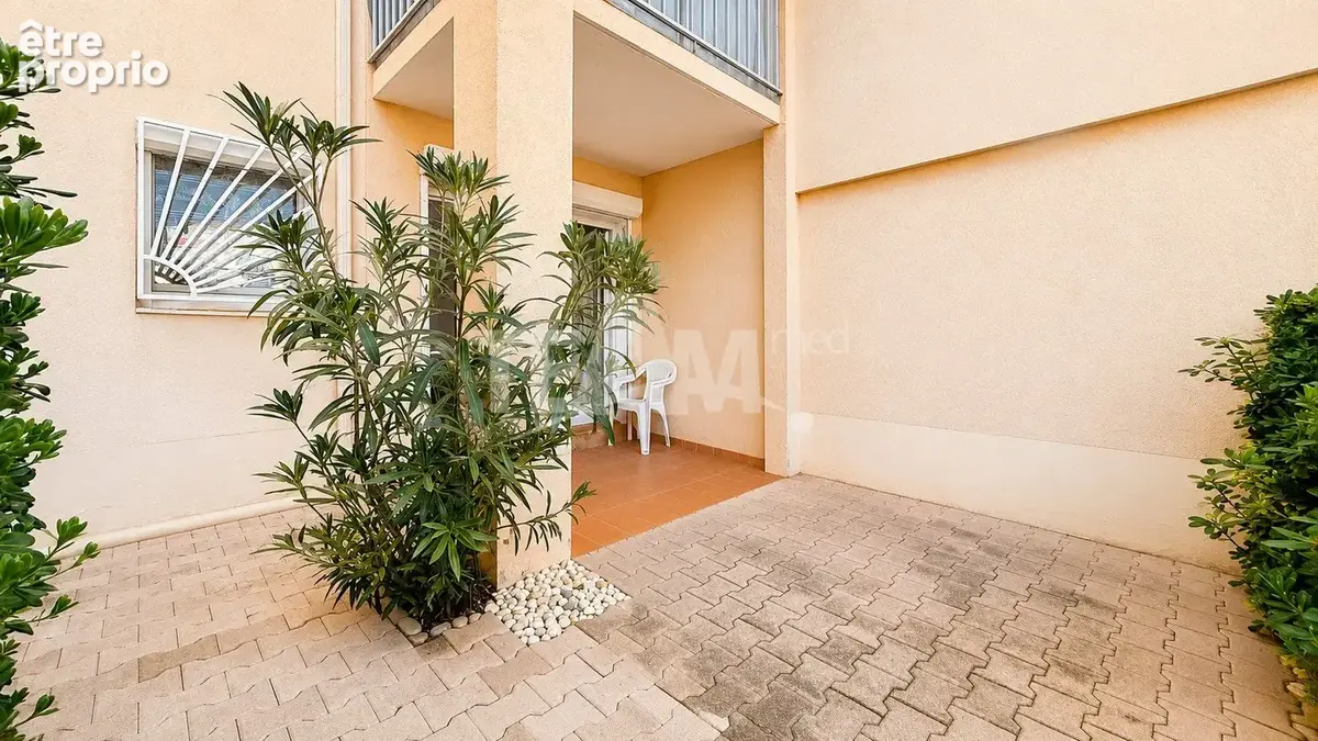 T2 plain pied avec terrasse - photo 2