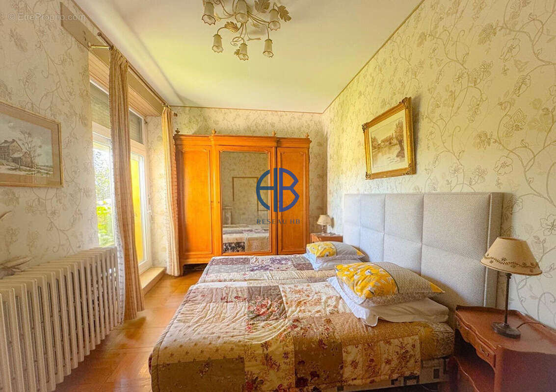 Maison à LA TOUR-DU-PIN