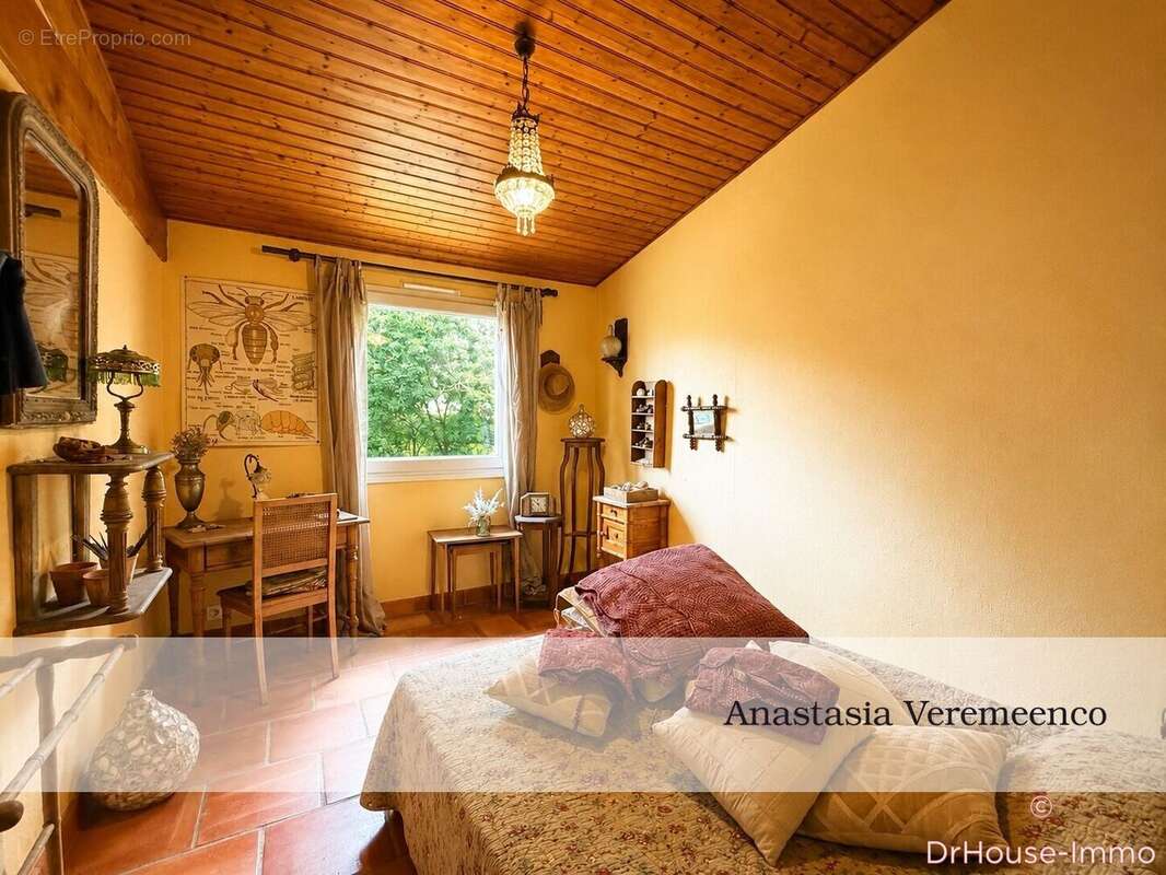 Maison 182 m² à Saint-Hilaire-De-La-Noaille  - photo 12