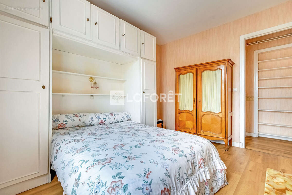 Vaugirard ? Bel appartement ancien traversant de 77 m² au pied des commerces - photo 8