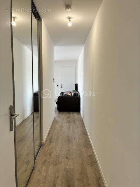 Appartement de type 2, 42m2 habitable avec terrasse privative + parking - photo 9