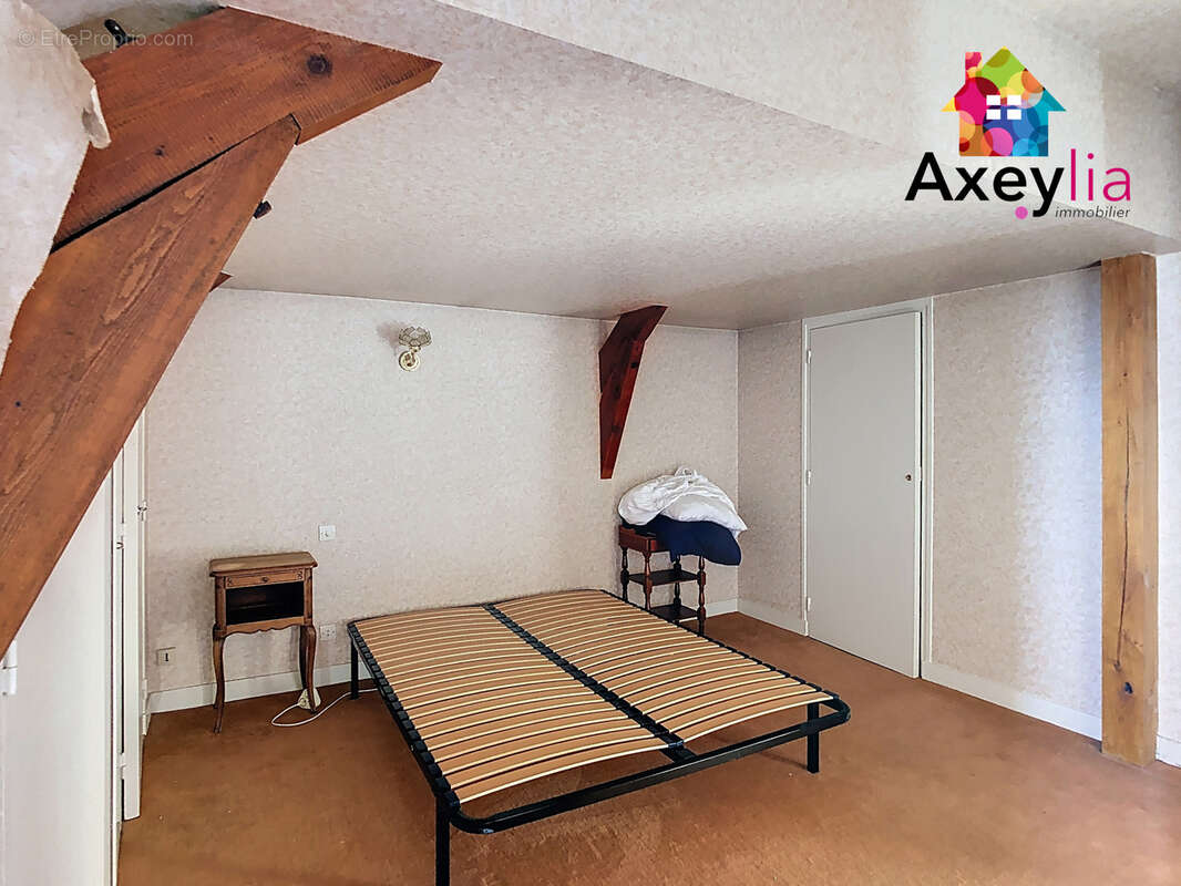 Maison à PARAY-LE-MONIAL