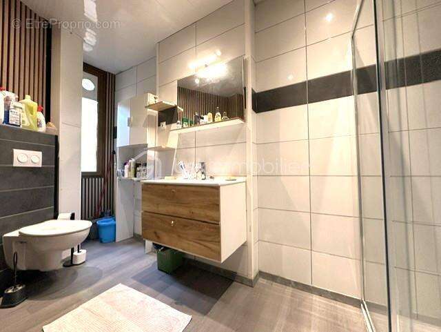 Appartement à SAINT-JEAN-DE-MAURIENNE