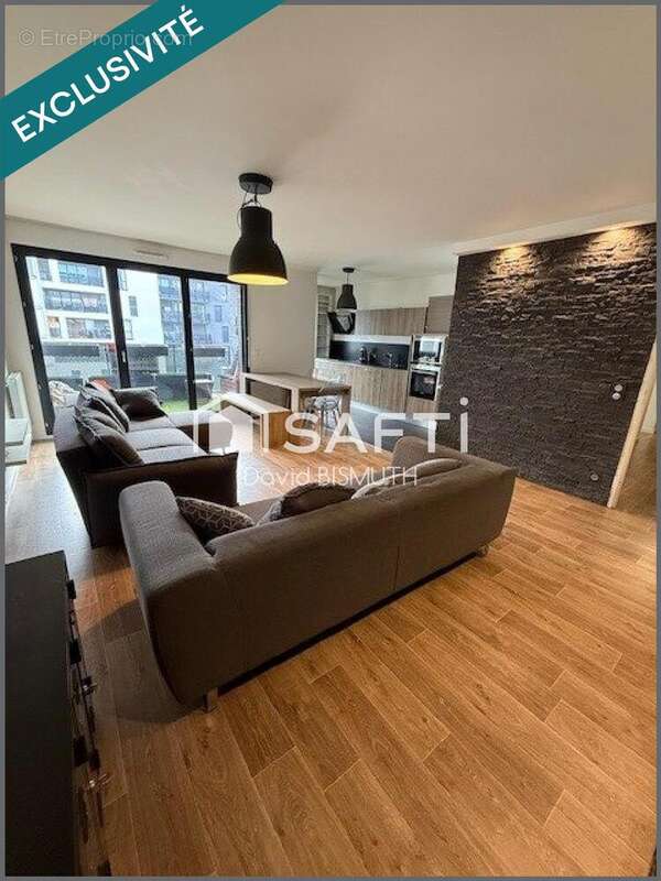 Photo 2 - Appartement à GENNEVILLIERS