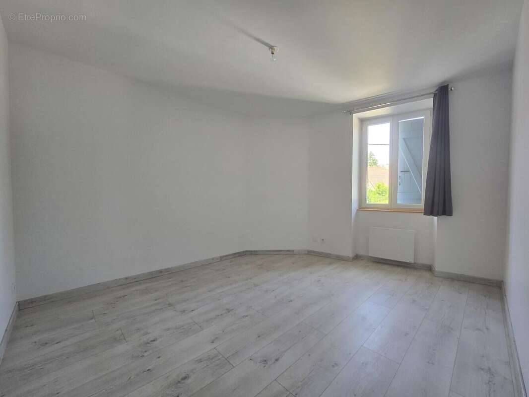 Appartement 98 m² à Virieu-Le-Grand  - photo 6