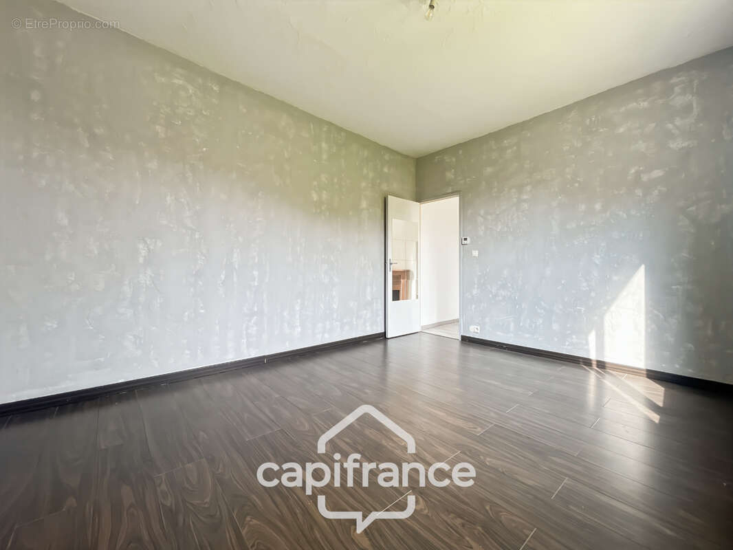 Dijon centre-ville – appartement rénové de 38,36 m² - photo 6