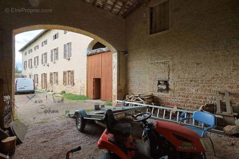 Maison à vendre 6 pièces proche de FLEURVILLE (71) - photo 19