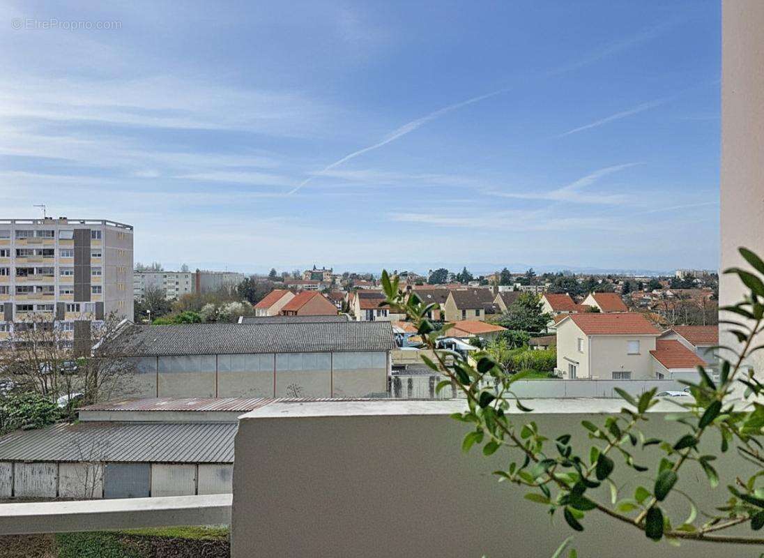 Appartement à SAINT-PRIEST