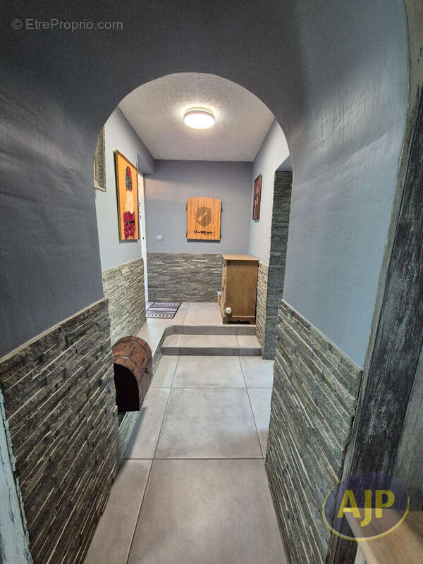 Maison à SAINT-CHRISTOPHE-DU-LIGNERON