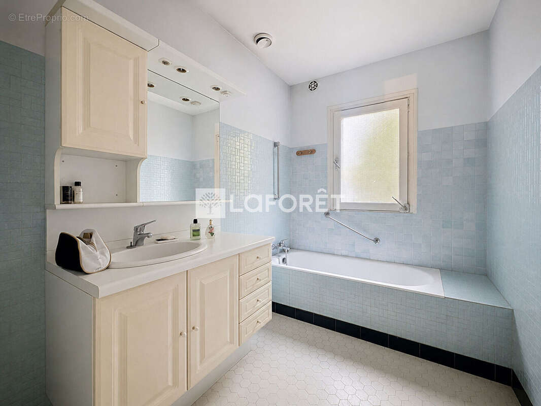 Maison à vendre Ambérieux En Dombes 6 pièce(s) 151.71 m2 - photo 11
