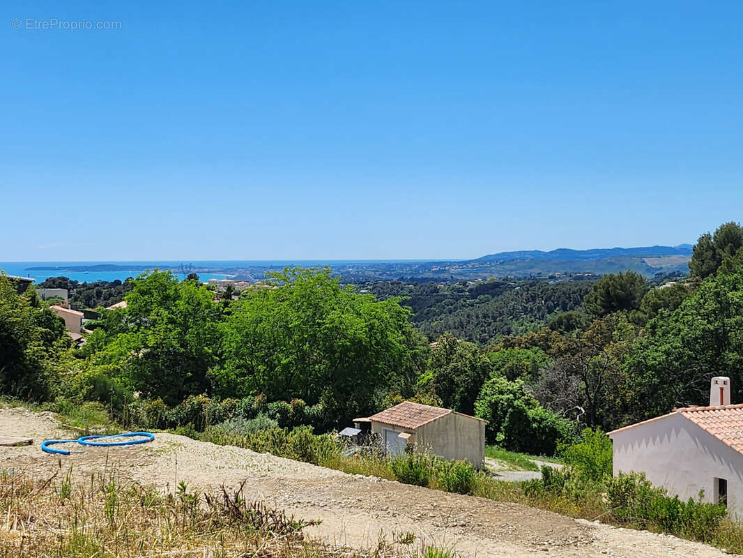 La gaude : terrain viabilise position dominante  bel appercu mer expose plein sud - photo 2