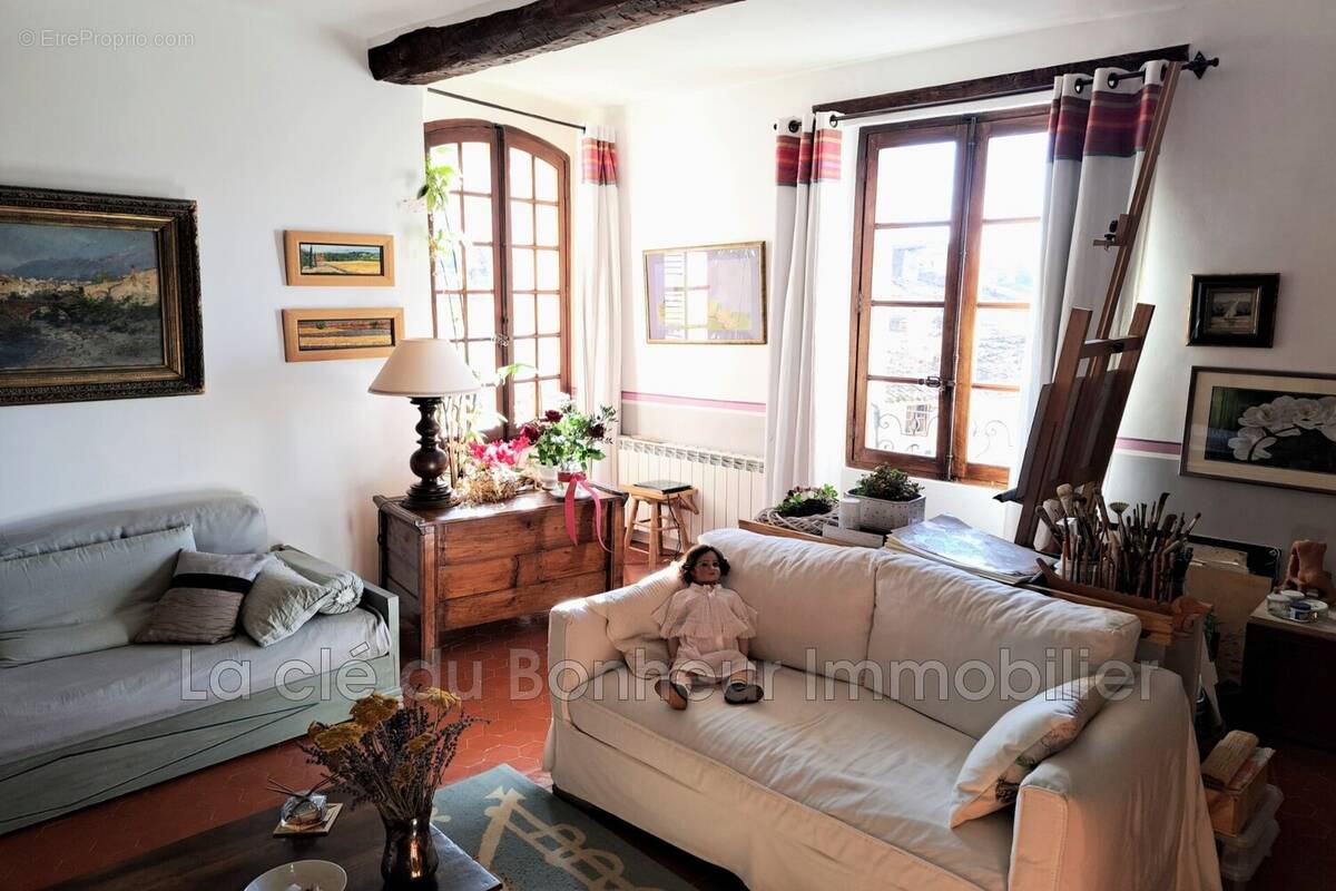 Appartement à MOUSTIERS-SAINTE-MARIE