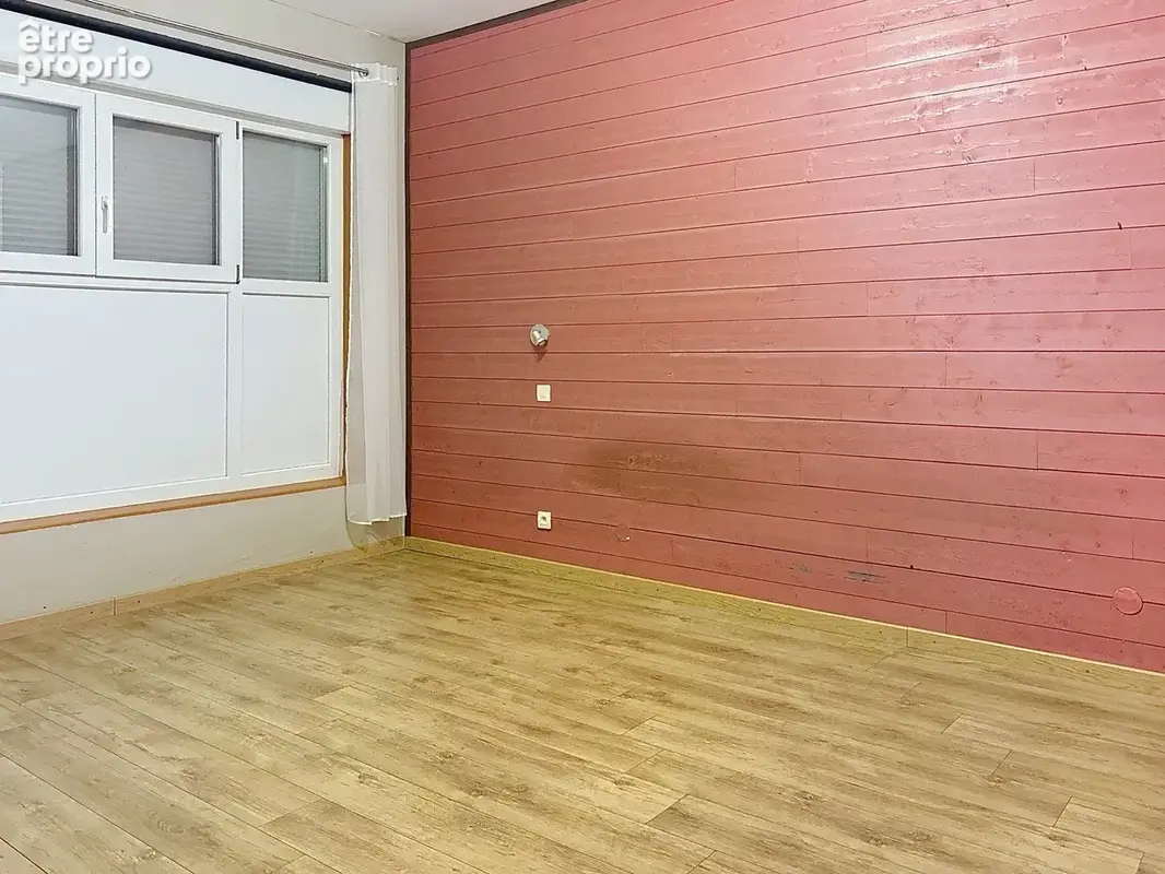Appartement LOFT de 248m2 avec Terrasse, Piscine, Grand garage de 100m2 et 2 Places extérieures - photo 9