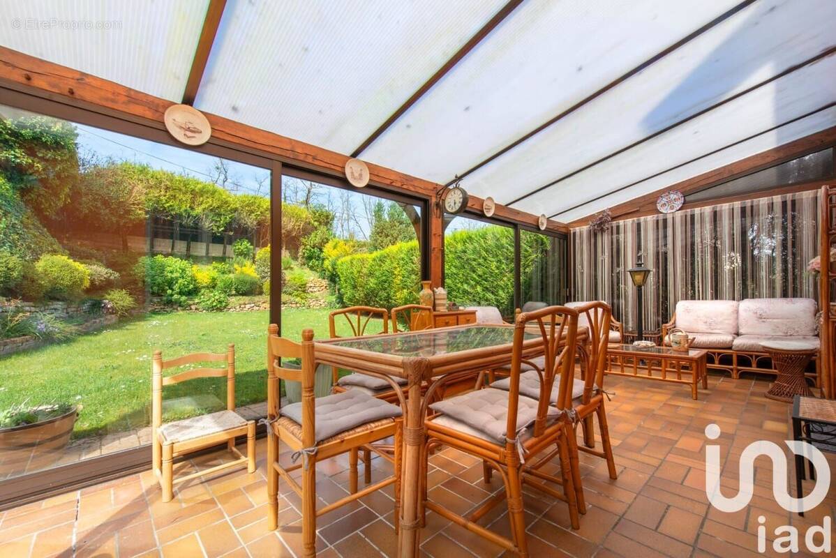 Photo 1 - Maison à MONTEREAU-FAULT-YONNE