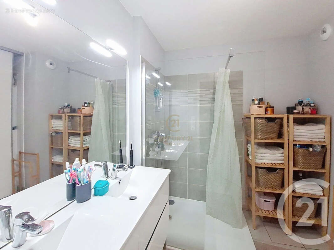 Appartement à GIVORS