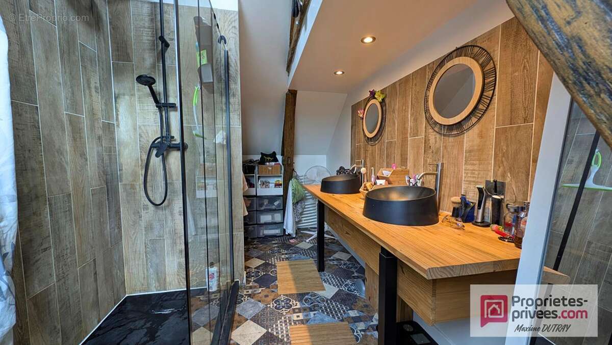 Maison à CHATEAU-RENAULT