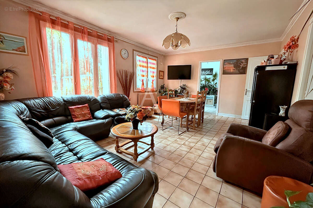Maison à VITRY-SUR-SEINE