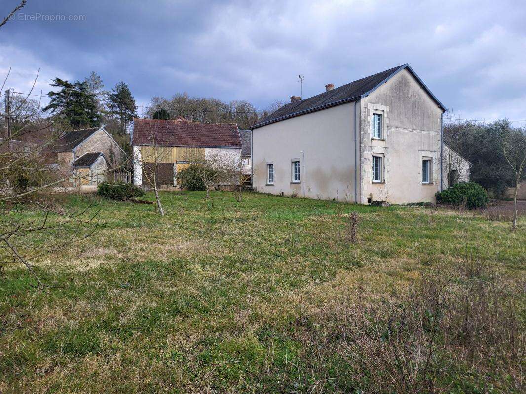 Maison à LUNAY