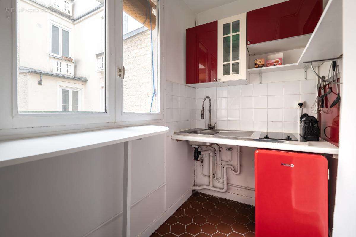 Appartement à PARIS-11E