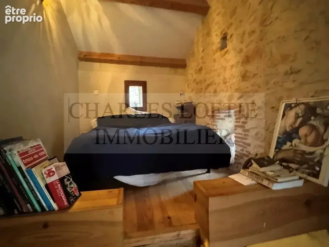 Ensemble immobilier en pierre avec 15 ha de terrain. - photo 12