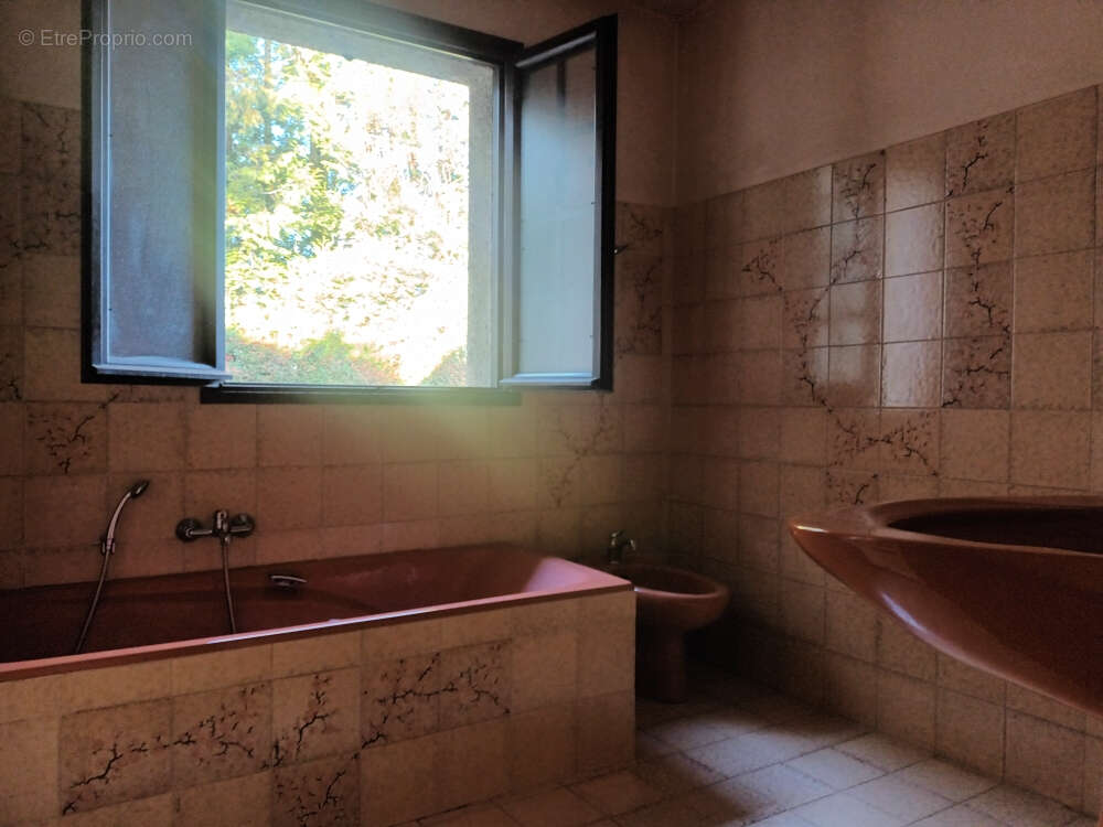 Maison à LE BENY-BOCAGE