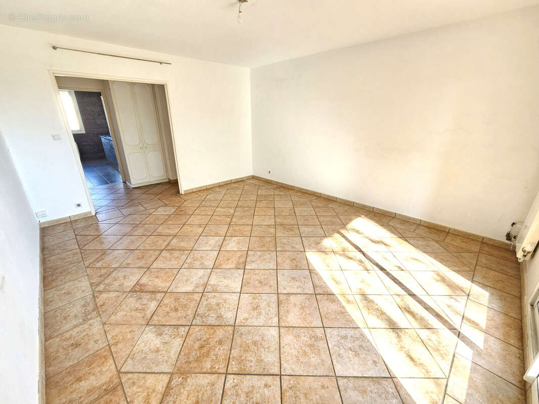 Appartement à HYERES