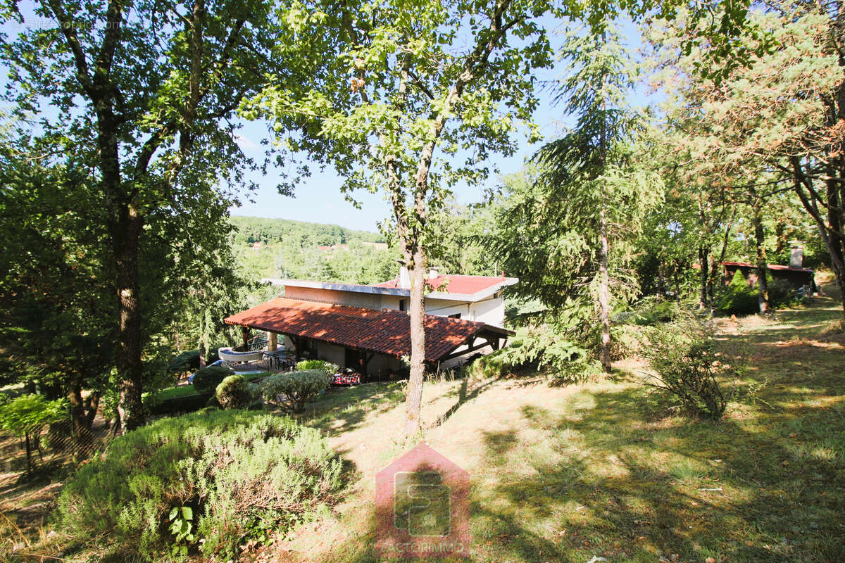 Maison à MONTAYRAL
