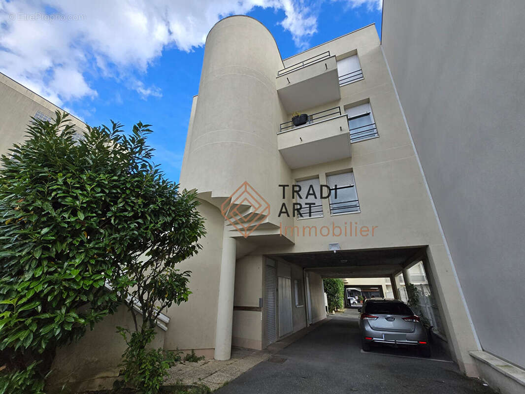 Appartement à SAVIGNY-SUR-ORGE