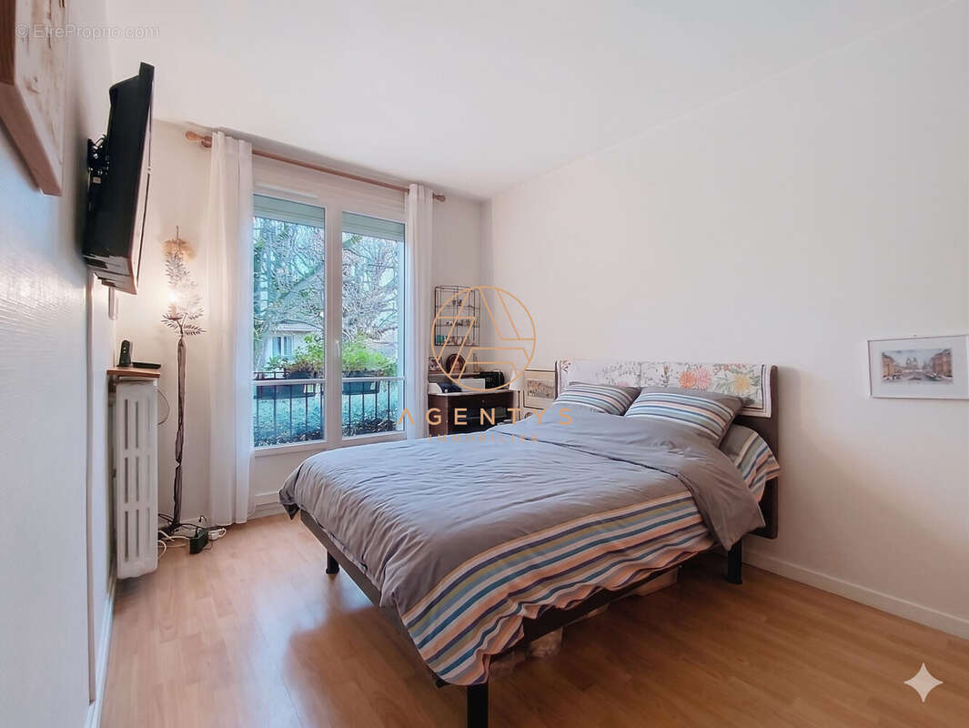 Appartement 87 m² à Saint-Maur-Des-Fosses  - photo 4
