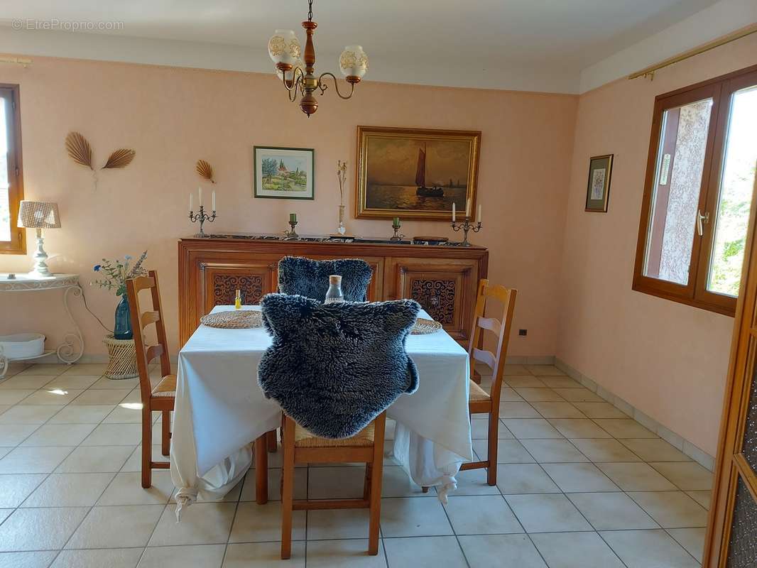Villa indépendante au calme de 113 m² + 60 m² d’annexes sur 585  - photo 10