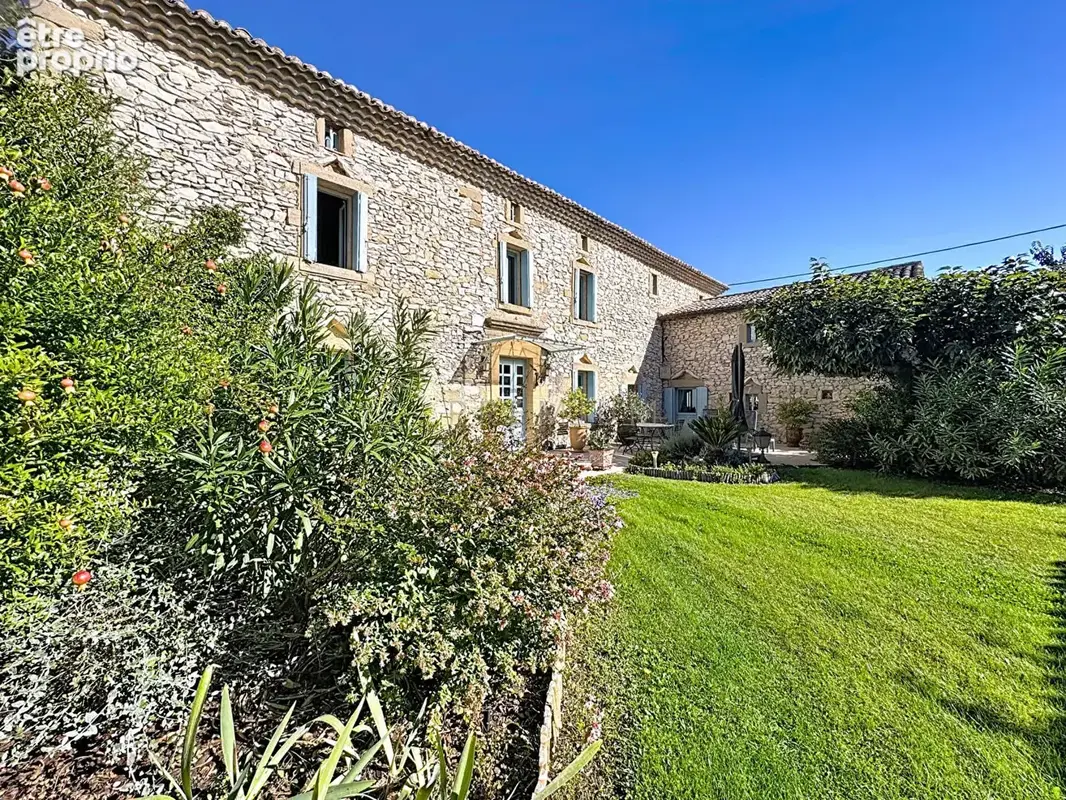 Propriété de caractère aux portes d'Uzès - Mas en pierre, parc arboré et piscine - photo 5