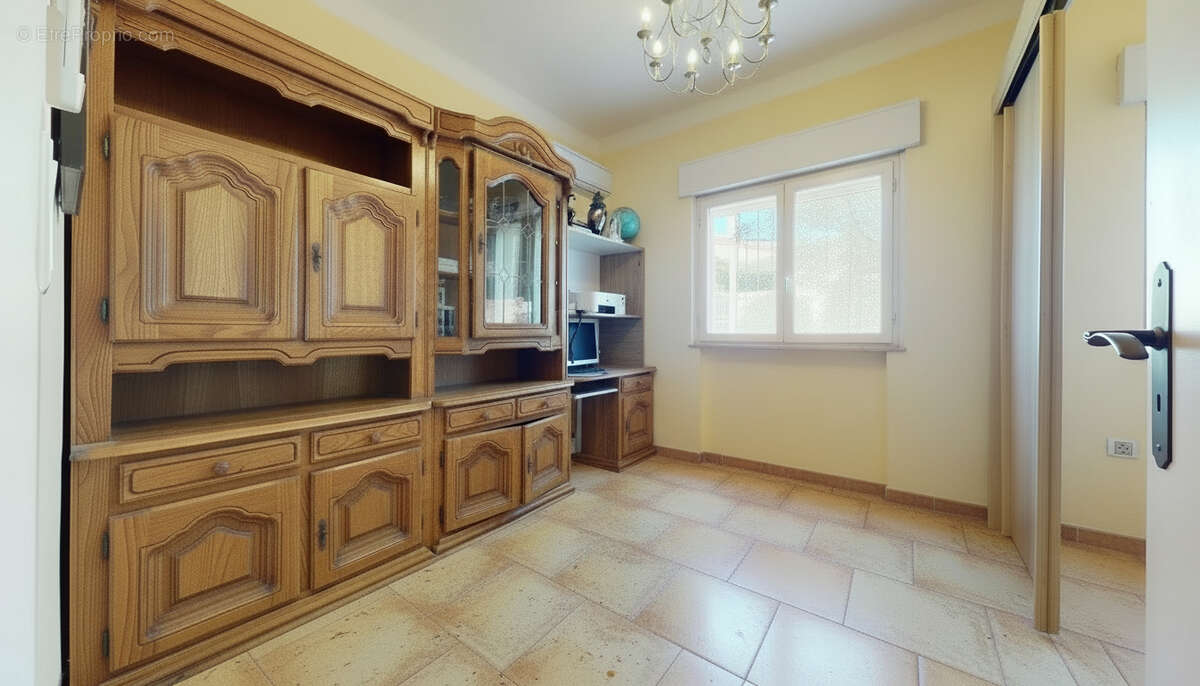 Maison à FREJUS