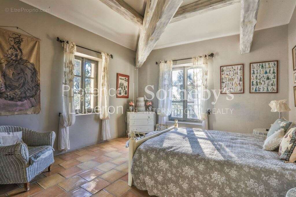 Maison à SAUMANE-DE-VAUCLUSE