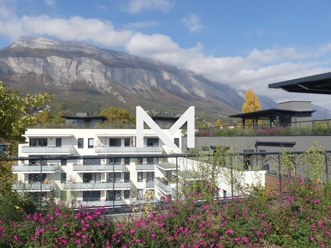 Appartement à MEYLAN