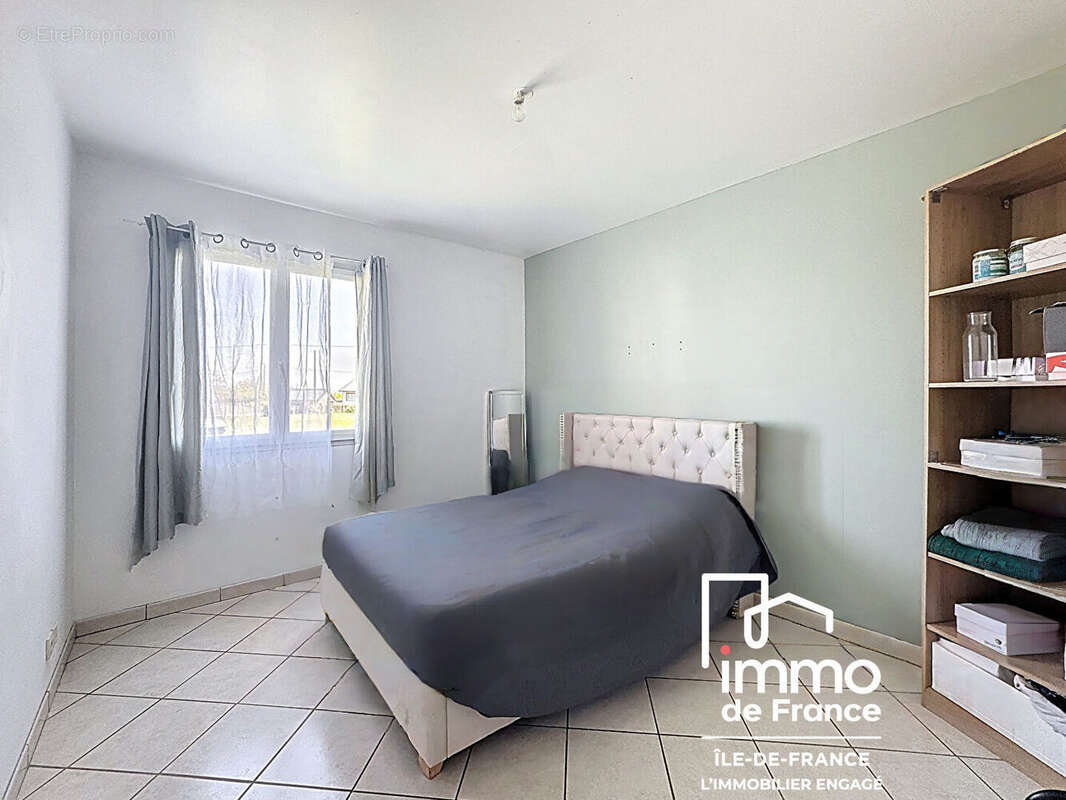 Maison à BAILLEAU-LE-PIN